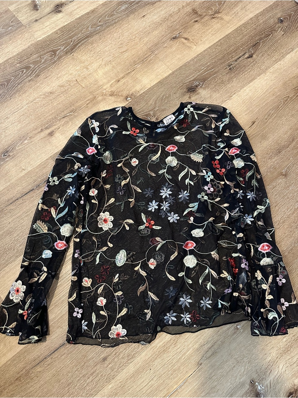 Como Vintage Black Sheer Floral Embroidered Long Sleeve Top